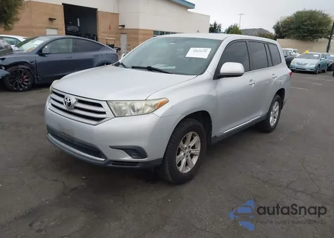 2011 Toyota Highlander из США, поврежденный, VIN 5TDZA3EH8BS013583